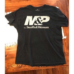 Men’s black smith and Wesson T-shirt